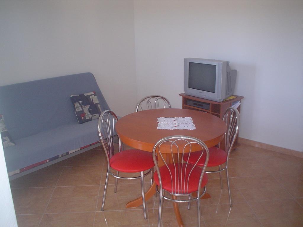 Apartments Iva Povljana Pokój zdjęcie