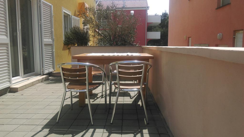 Apartments Iva Povljana Pokój zdjęcie