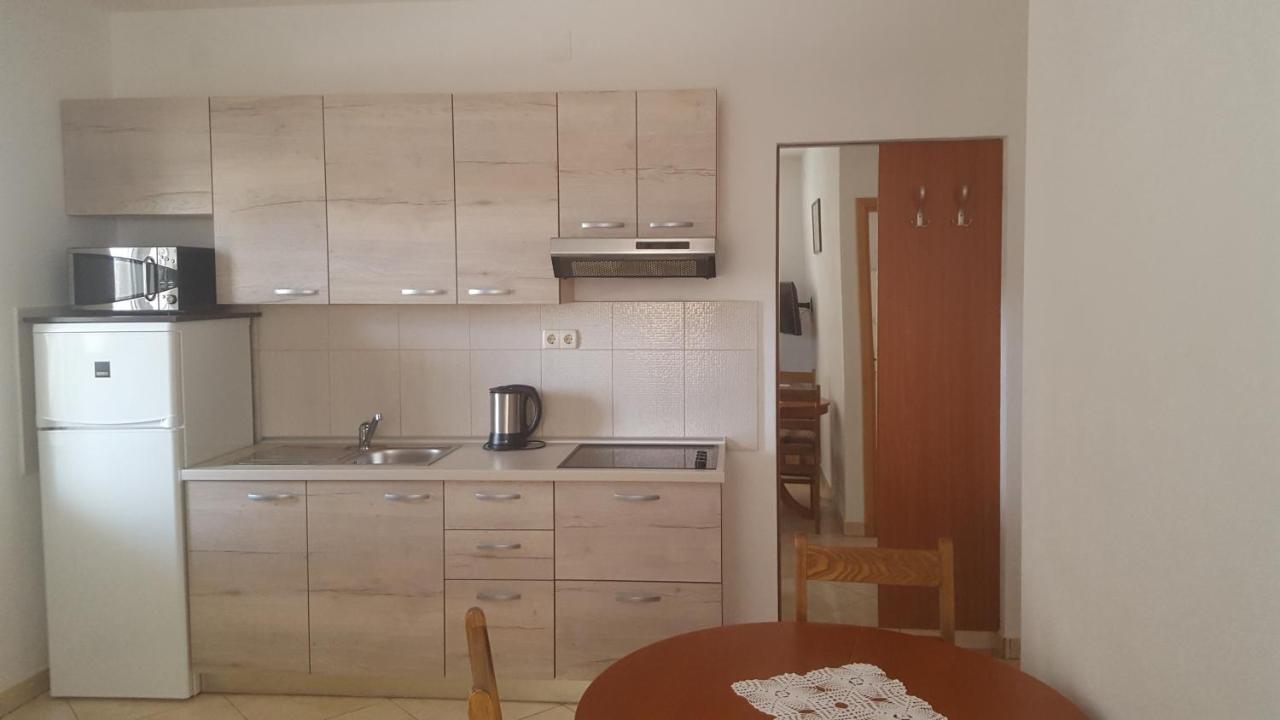 Apartments Iva Povljana Zewnętrze zdjęcie